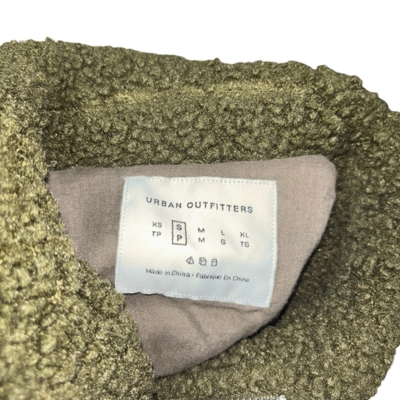 Urban Outfitters Women's S Small Full Zip Sherpa Jacket Green Teddy Shearling - Picture 10 of 10